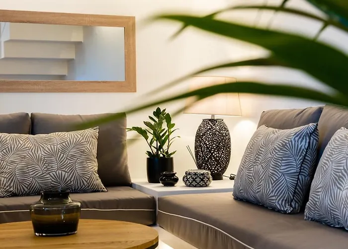 Lofts The Summer Village شقة