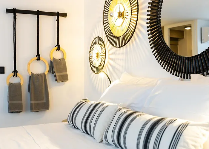 Lofts The Summer Village 公寓